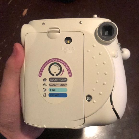 Fujifilm camera - Picture 2 of 2